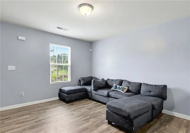 Photo 4 of Single family home for sale at 1777 Robinson Ct, Griffin, GA 30224 | MLS# 7827946 | Listing updated on 2026-08-27