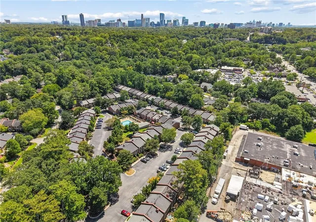 Photo 38 of Townhouse for sale at 4620 Wieuca Rd Ne #68, Atlanta, GA 30342 | MLS# 7827789 | Listing updated on 2026-09-14