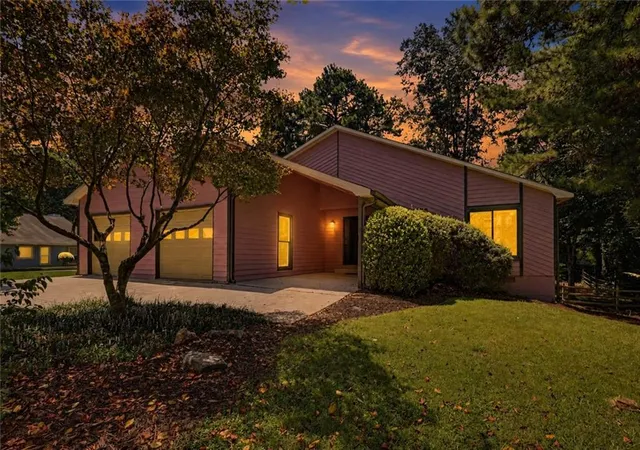 Photo 1 of Sale Pending at 10900 Spotted Pony Trl, Johns Creek, GA 30022 | MLS# 7819956 | Listing updated on 2026-10-06