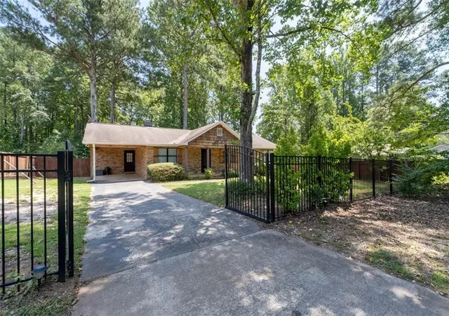 Photo 2 of Single family home for sale at 1382 Cave Springs Rd, Douglasville, GA 30134 | MLS# 7819378 | Listing updated on 2026-09-13