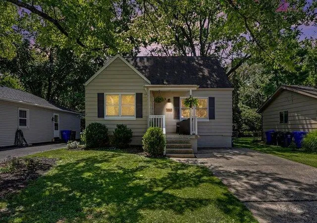 2nd image of 349 W Kanawha Ave, Columbus, OH 43214 | MLS# 226029515