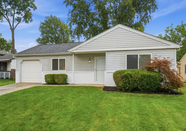 2nd image of 3632 Beckley St, Columbus, OH 43230 | MLS# 226030097