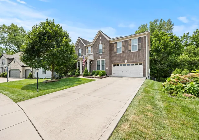 1st image of 210 Blue Jacket Cir, Pickerington, OH 43147 | MLS# 226030178