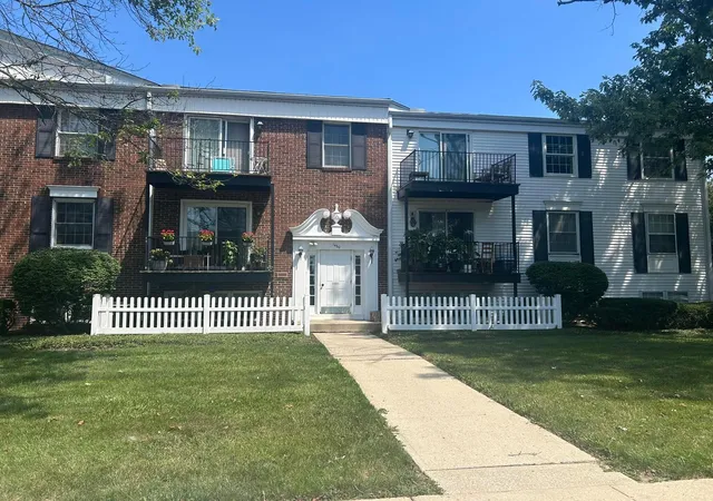 1st image of 1460 Slade Ave #202, Columbus, OH 43235 | MLS# 226030069