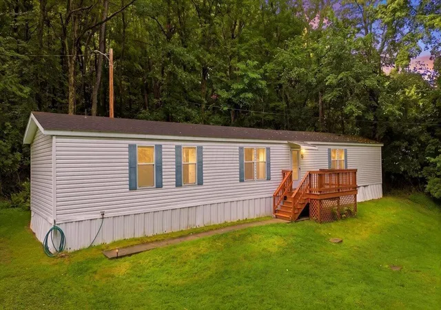 1st image of 14570 Mccown Rd Ne, Newark, OH 43055 | MLS# 226030104