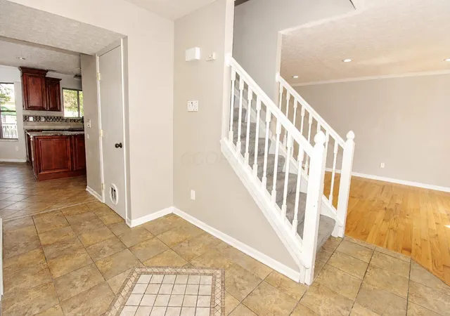 Photo 3 of Single family home for sale at 2515 Pressmen Dr, Hilliard, OH 43026 | MLS# 226030845 | Listing updated on 2026-10-06