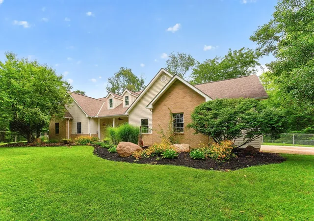 Photo 4 of Single family home for sale at 5440 Pleasant Valley Rd SW, Lancaster, OH 43130 | MLS# 226030993 | Listing updated on 2026-10-05