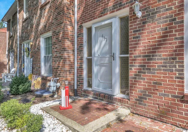 Photo 37 of Condo for sale at 631 Simbury St, Columbus, OH 43228 | MLS# 226032999 | Listing updated on 2026-08-31