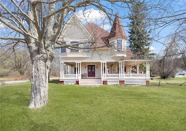 Photo 1 of Single family home for sale at 075 Atlantic Ave, Prudence Island, RI 02872 | MLS# 1410360 | Listing updated on 2026-08-30