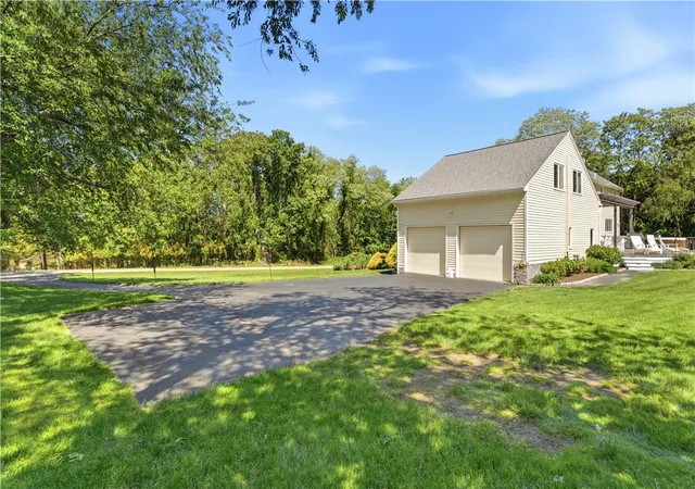 Photo 4 of Single family home for sale at 38 Gondola Ave, Jamestown, RI 02835 | MLS# 1414056 | Listing updated on 2026-08-30