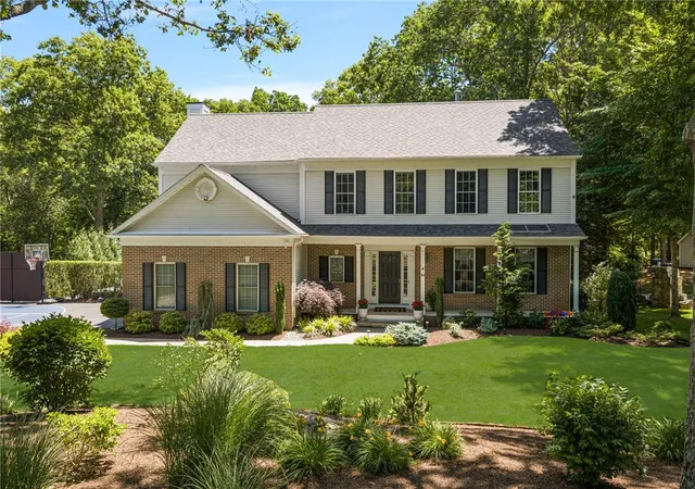 Photo 3 of Single family home for sale at 64 Fieldstone Ln, Saunderstown, RI 02874 | MLS# 1415850 | Listing updated on 2026-09-25