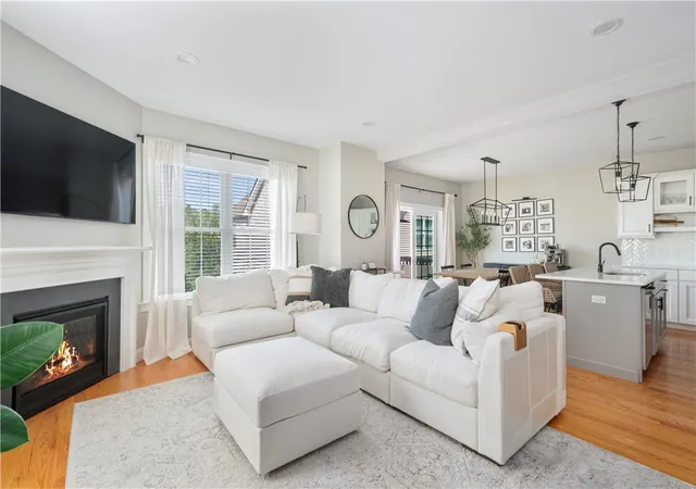 Photo 2 of Condo for sale at 601 Hunting Hl Dr, Cumberland, RI 02864 | MLS# 1416651 | Listing updated on 2026-08-30