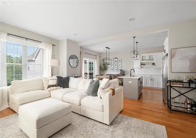 Photo 5 of Condo for sale at 601 Hunting Hl Dr, Cumberland, RI 02864 | MLS# 1416651 | Listing updated on 2026-08-30