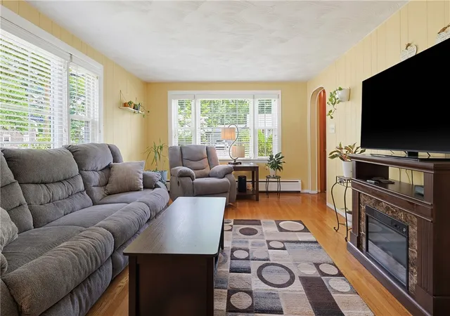 Photo 2 of Sale Pending at 25 Hunter Dr, Cumberland, RI 02864 | MLS# 1416581 | Listing updated on 2026-08-30