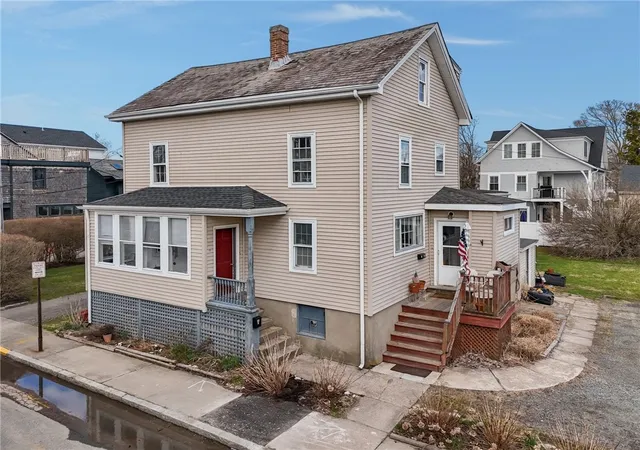 48th image of 32 Houston Ave, Newport, RI 02840 | MLS# 1416850