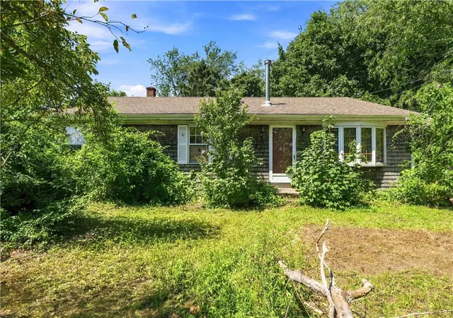 Photo 1 of Single family home for sale at 54 Narragansett Blvd, Portsmouth, RI 02871 | MLS# 1418472 | Listing updated on 2026-08-30