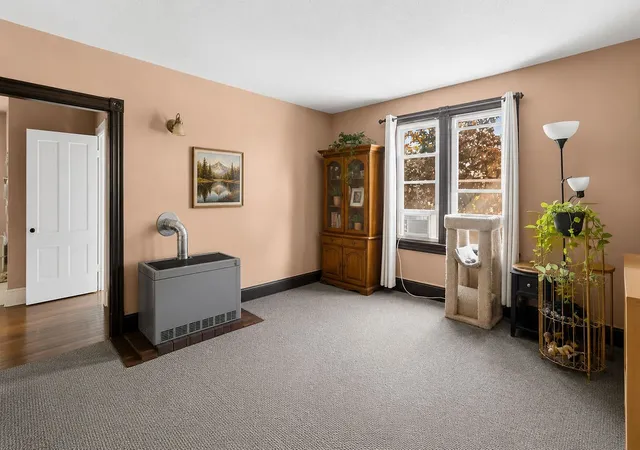 3rd image of 128 Arnold St, Lincoln, RI 02865 | MLS# 1419144