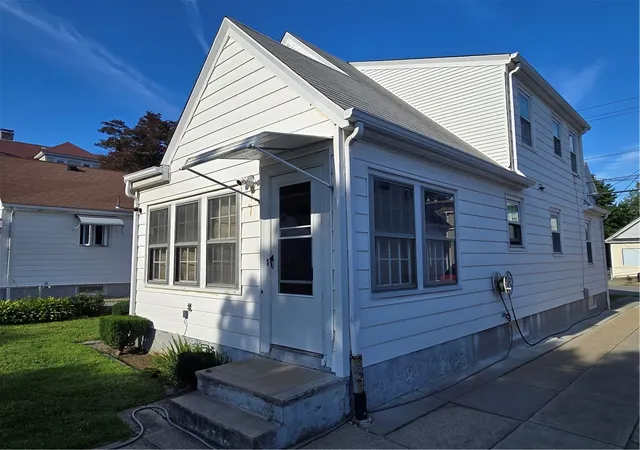 3rd image of 94 Langdon St, Providence, RI 02904 | MLS# 1419716