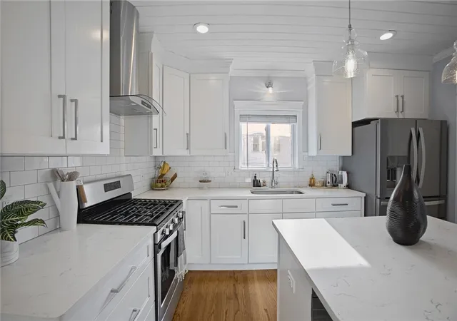 3rd image of 1171 Chalkstone Ave, Providence, RI 02908 | MLS# 1419046