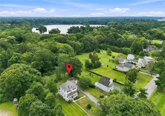 Photo 3 of Sale Pending at 334 Middle Hwy, Barrington, RI 02806 | MLS# 1418599 | Listing updated on 2026-08-28