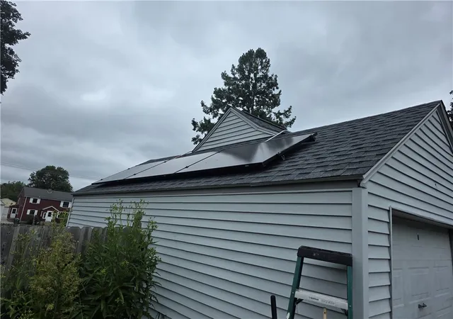 Photo 3 of Single family home for sale at 142 Rutland St, Woonsocket, RI 02895 | MLS# 1420852 | Listing updated on 2026-08-30