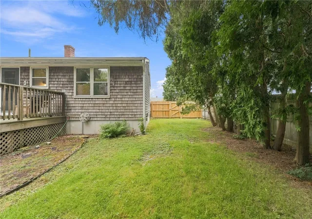 Photo 34 of Sale Pending at 39 River St, Bristol, RI 02809 | MLS# 1420841 | Listing updated on 2026-08-30