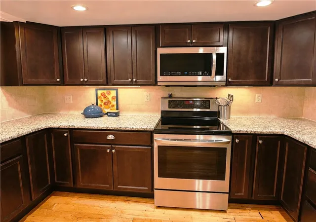 Photo 5 of Condo for sale at 1 Tupperware Dr #235, North Smithfield, RI 02896 | MLS# 1420968 | Listing updated on 2026-08-29