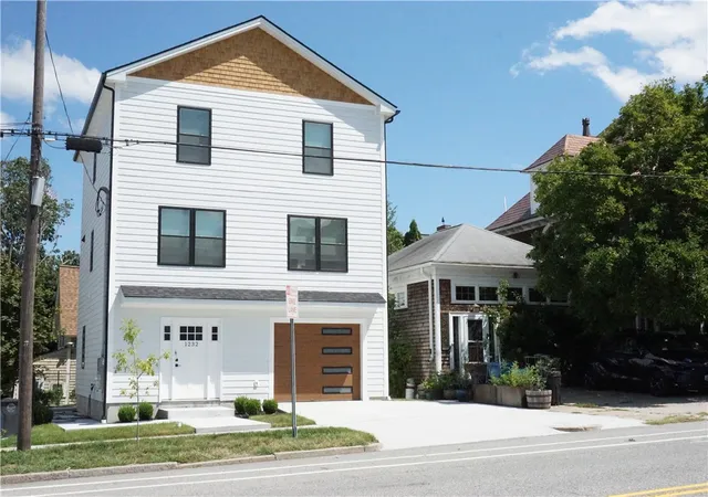 Photo 1 of Single family home for sale at 1232 Narragansett Blvd, Cranston, RI 02905 | MLS# 1421208 | Listing updated on 2026-08-31