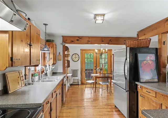 Photo 4 of Single family home for sale at 1475 Somerset Ave, Dighton, MA 02715 | MLS# 1420127 | Listing updated on 2026-10-04
