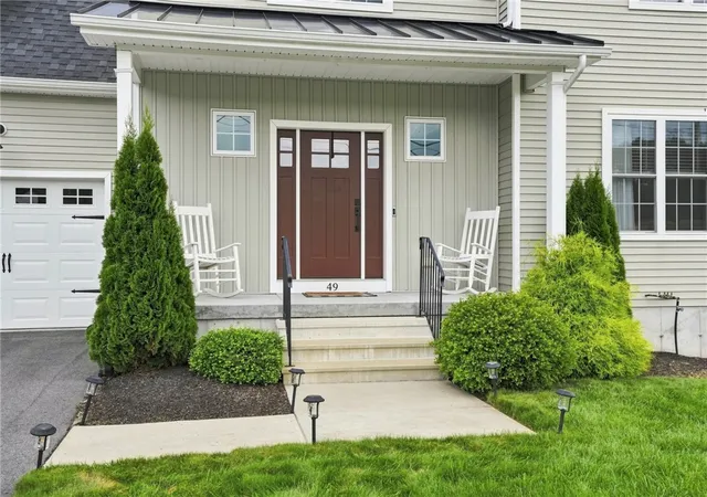 Photo 3 of Sale Pending at 49 Regina Dr, Johnston, RI 02919 | MLS# 1421232 | Listing updated on 2026-09-16