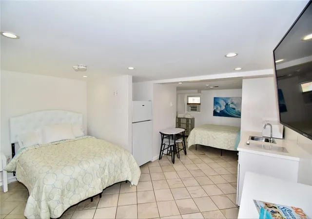 Photo 5 of Condo for sale at 20 Winnipaug Rd #B6, Westerly, RI 02891 | MLS# 1421672 | Listing updated on 2026-08-29