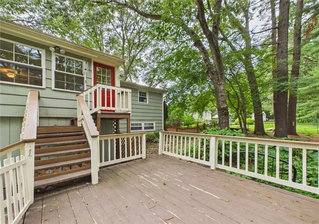 Photo 2 of Single family home for sale at 77 Surrey Ln, North Kingstown, RI 02852 | MLS# 1421837 | Listing updated on 2026-08-30