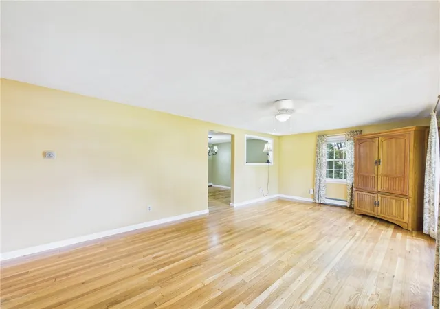 Photo 4 of Single family home for sale at 77 Surrey Ln, North Kingstown, RI 02852 | MLS# 1421837 | Listing updated on 2026-08-30