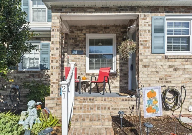 Photo 2 of Condo for sale at 210 25th Avenue S #21, Myrtle Beach, SC 29577 | MLS# 2525748 | Listing updated on 2026-10-05