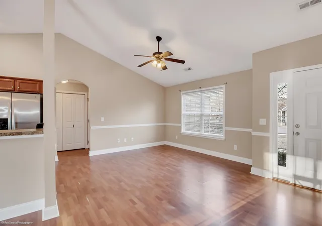 Photo 3 of Single family home for sale at 2805 Green Pond Cir, Conway, SC 29527 | MLS# 2602348 | Listing updated on 2026-08-29