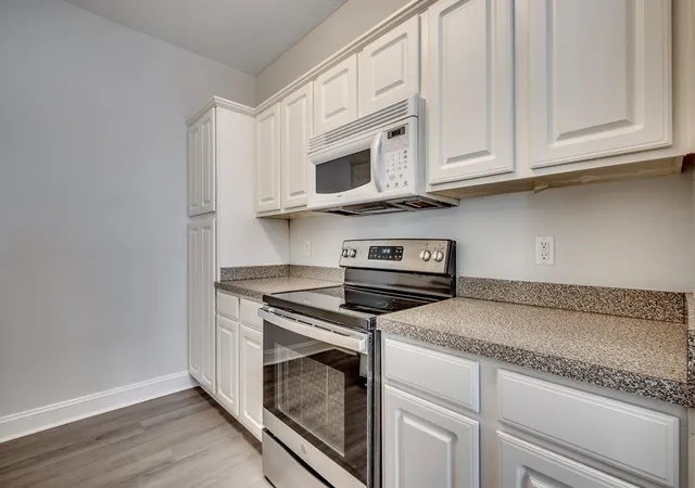 Photo 4 of Sale Pending at 999 Algonquin Dr #E, Pawleys Island, SC 29585 | MLS# 2608947 | Listing updated on 2026-10-01