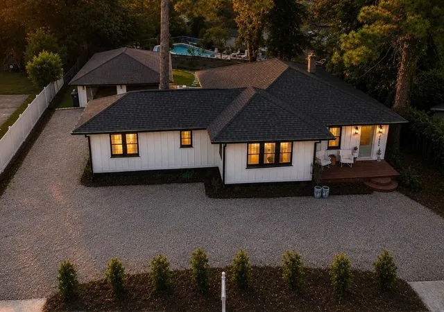 Photo 1 of Single family home for sale at 5604 N Kings Hwy, Myrtle Beach, SC 29577 | MLS# 2614222 | Listing updated on 2026-08-30