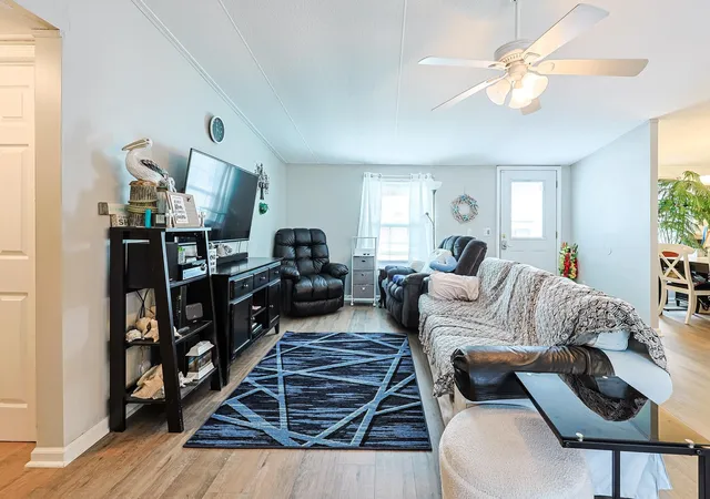Photo 2 of Manufactured home for sale at 576 Southern Pines Dr, Myrtle Beach, SC 29579 | MLS# 2615804 | Listing updated on 2026-08-29