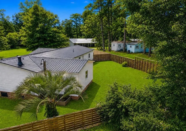 Photo 3 of Sale Pending at 4707 Julious Ln, Myrtle Beach, SC 29588 | MLS# 2615902 | Listing updated on 2026-08-29