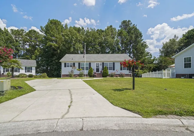 Photo 4 of Sale Pending at 288 Stone Throw Dr, Murrells Inlet, SC 29576 | MLS# 2617342 | Listing updated on 2026-08-29
