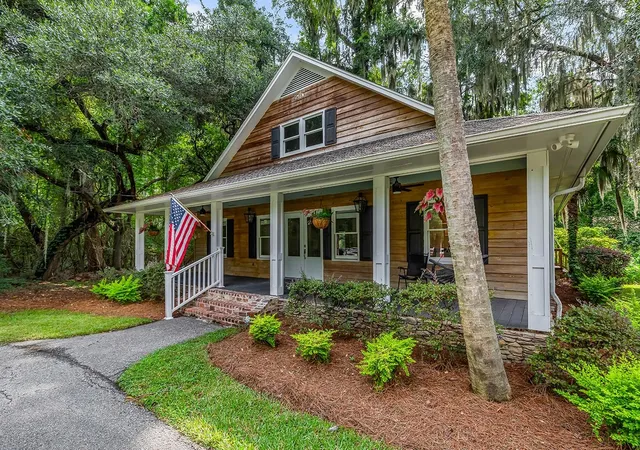 Photo 2 of Sale Pending at 3338 Kings River Rd, Pawleys Island, SC 29585 | MLS# 2618703 | Listing updated on 2026-08-29