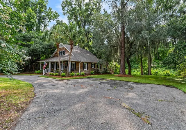 Photo 53 of Sale Pending at 3338 Kings River Rd, Pawleys Island, SC 29585 | MLS# 2618703 | Listing updated on 2026-08-29