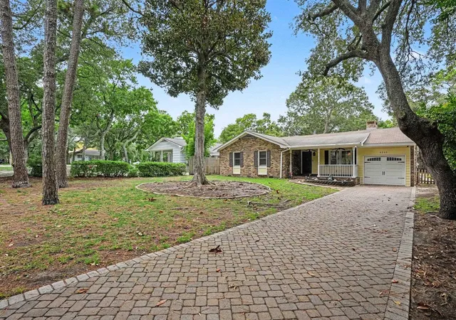 Photo 2 of Single family home for sale at 6303 Porcher Dr, Myrtle Beach, SC 29572 | MLS# 2619340 | Listing updated on 2026-08-29