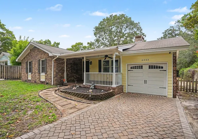 Photo 3 of Single family home for sale at 6303 Porcher Dr, Myrtle Beach, SC 29572 | MLS# 2619340 | Listing updated on 2026-08-29
