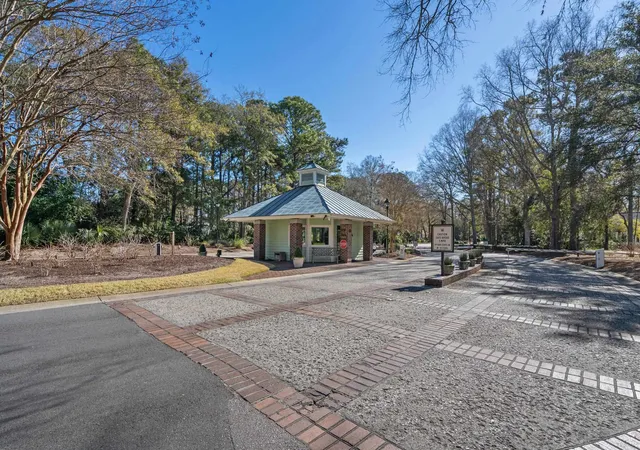 2nd image of 200 Stillwood Dr, Pawleys Island, SC 29585