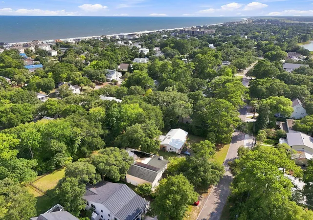 Photo 41 of Single family home for sale at 462 Lakeshore Dr, Pawleys Island, SC 29585 | MLS# 2620895 | Listing updated on 2026-08-29