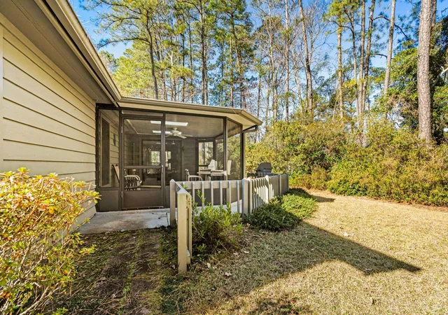 Photo 5 of Single family home for sale at 231 Cricket Ct, Conway, SC 29526 | MLS# 2621033 | Listing updated on 2026-08-30