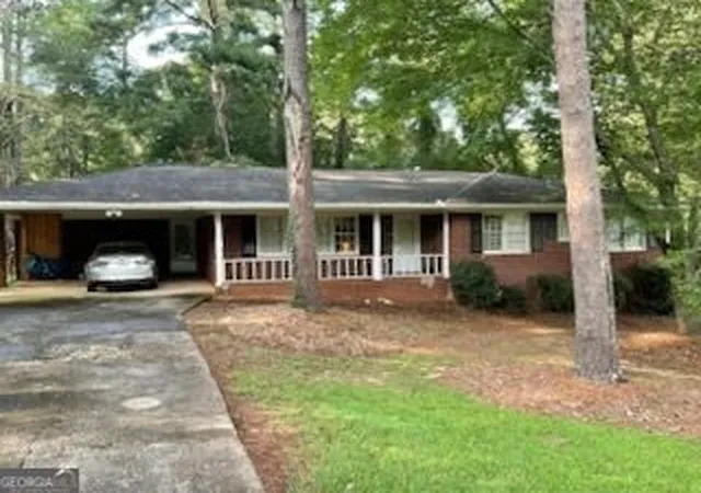 1st image of 856 Virginia Ct, Conyers, GA 30094 | MLS# 10829261
