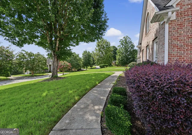 Photo 3 of Single family home for sale at 5220 Stone Croft Trl Sw, South Fulton, GA 30331 | MLS# 10823180 | Listing updated on 2026-09-08