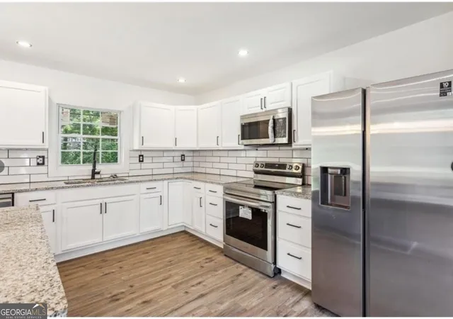 Photo 3 of Single family home for sale at 3972 Emerald North Dr, Decatur, GA 30035 | MLS# 10836015 | Listing updated on 2026-09-23